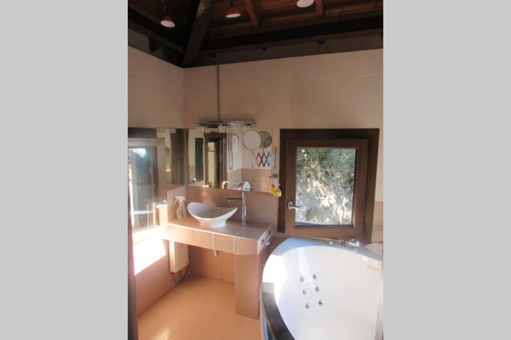 Ferienhaus το σπιτι με την σπηλιά