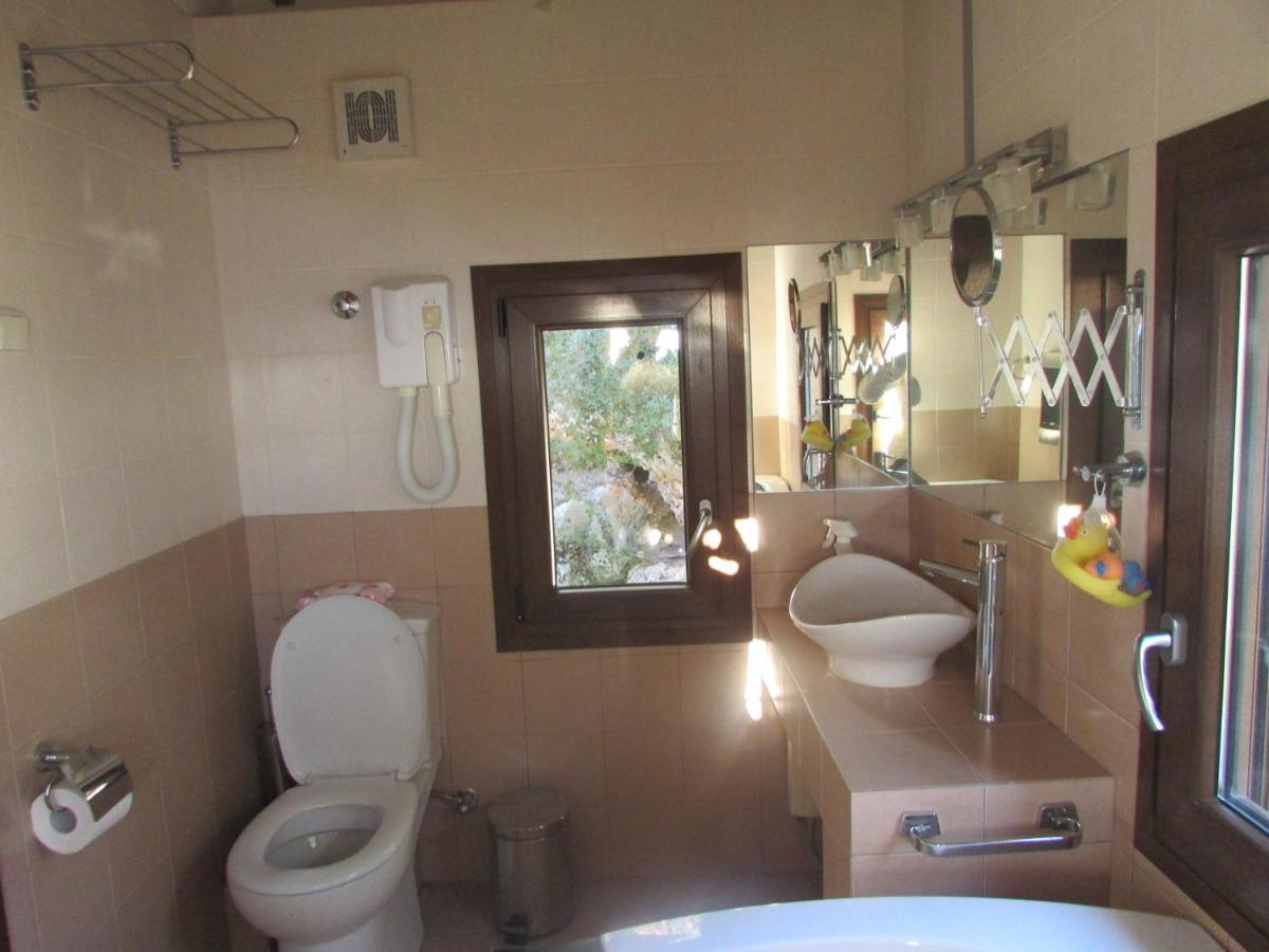 το σπιτι με την σπηλιά Ferienhaus *