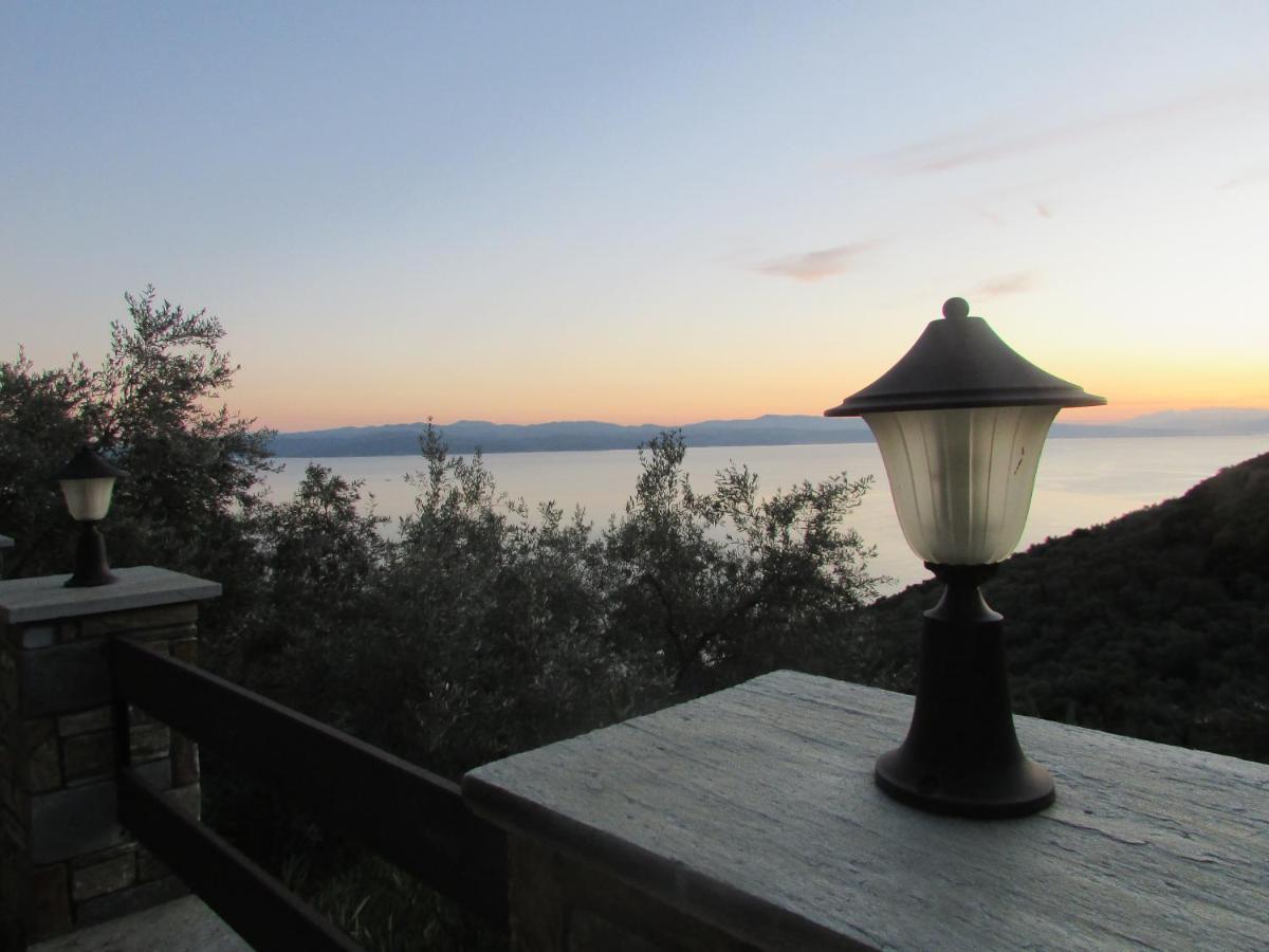 το σπιτι με την σπηλιά Tatil Evi Platanias (Thessaly)